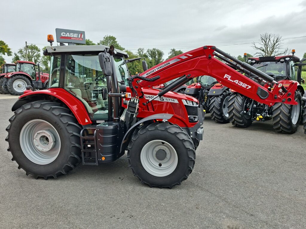 Massey Ferguson 6714S – image 4
