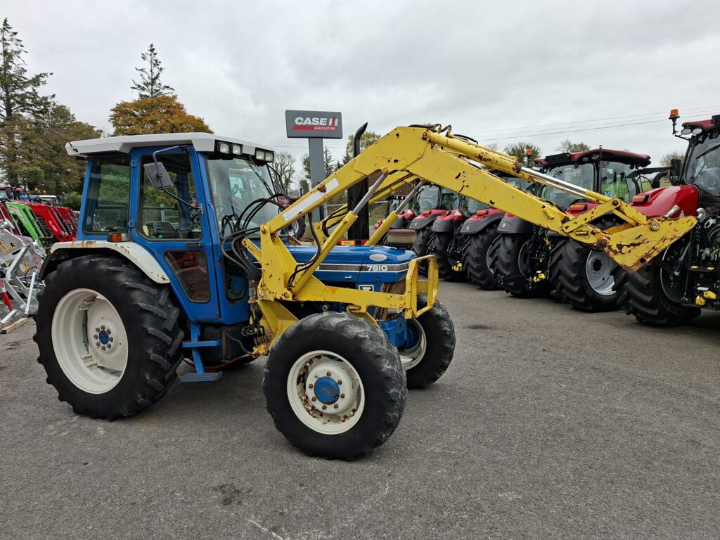 New Holland 7810 – image 2