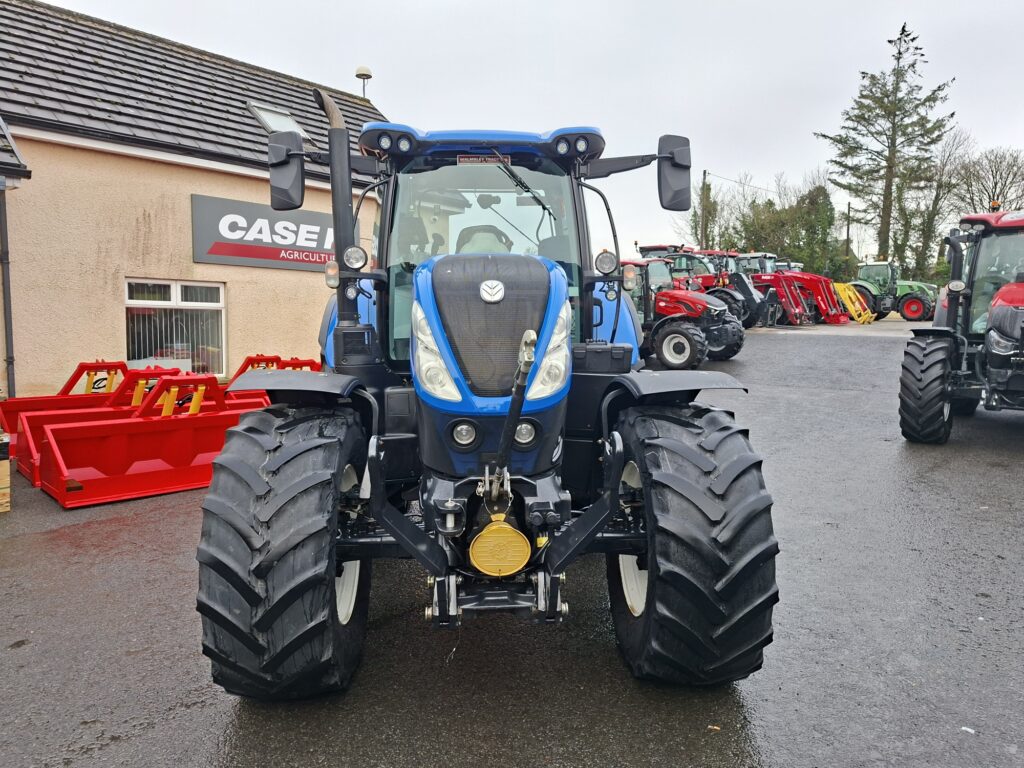 New Holland T7210 – image 8