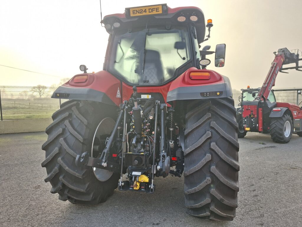 Case IH 200CVX – image 6