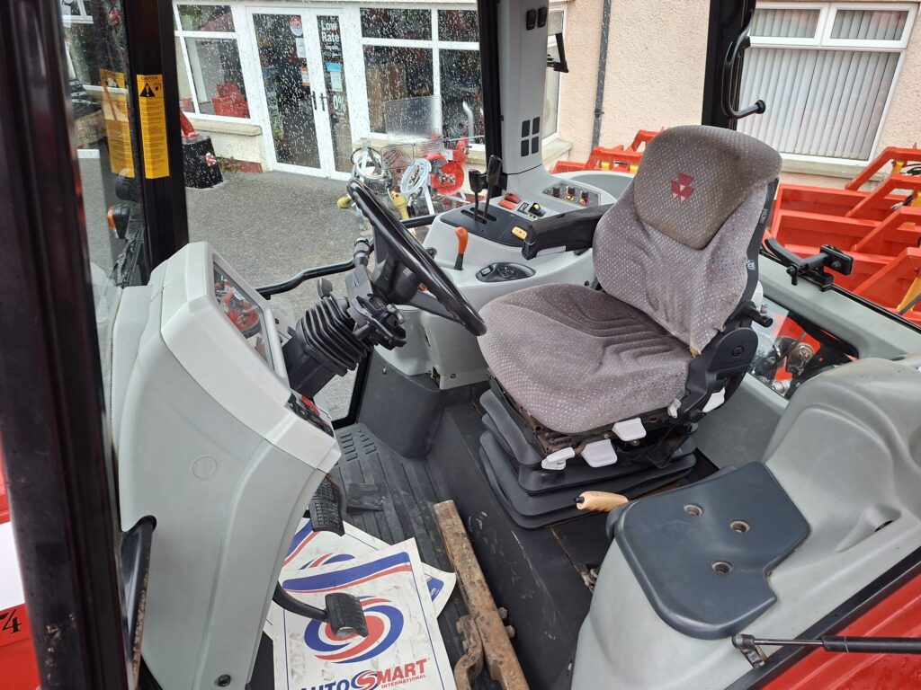 Massey Ferguson 5465 – image 7