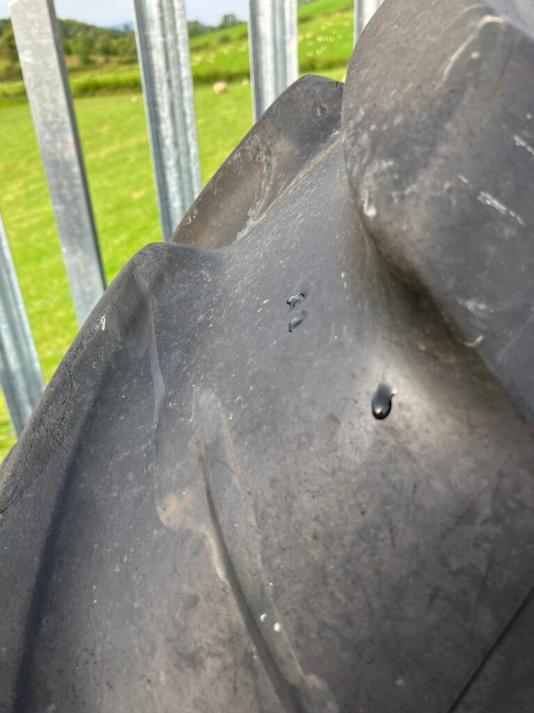 Massey Ferguson 4x Wheels To Suit MF5609 – image 6