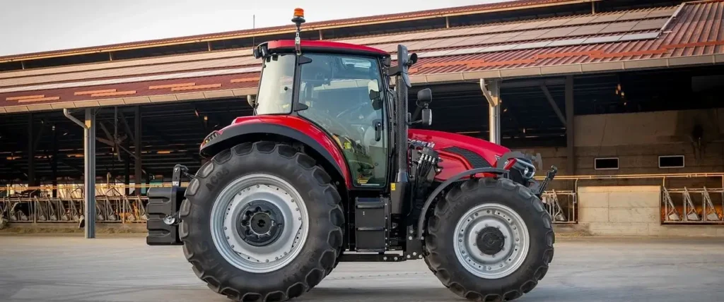 Case IH Farmall – image 11