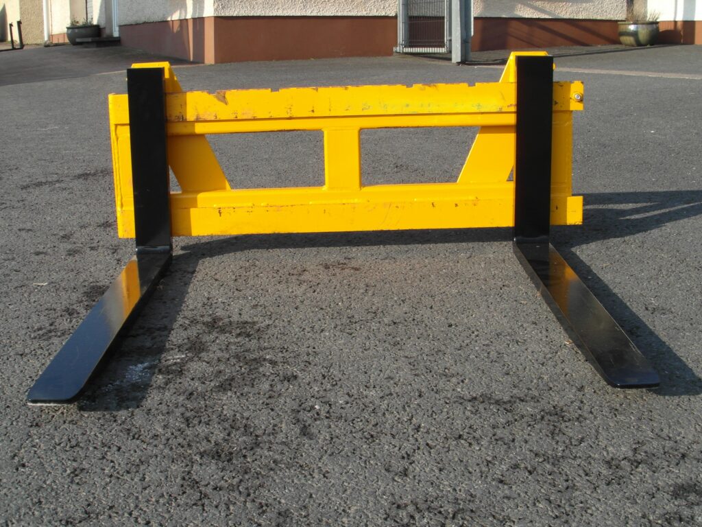 Johnston Pallet Toes & Backing Plate