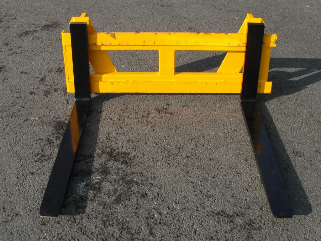 Johnston Pallet Toes & Backing Plate – image 2