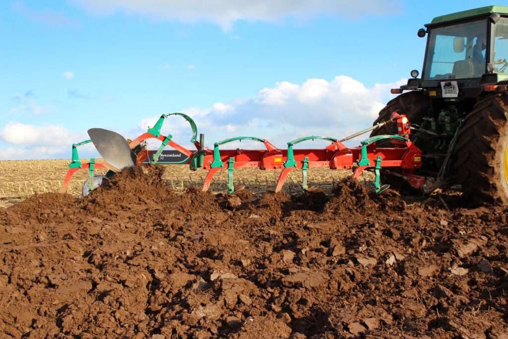 Kverneland Conventional Ploughs – image 7