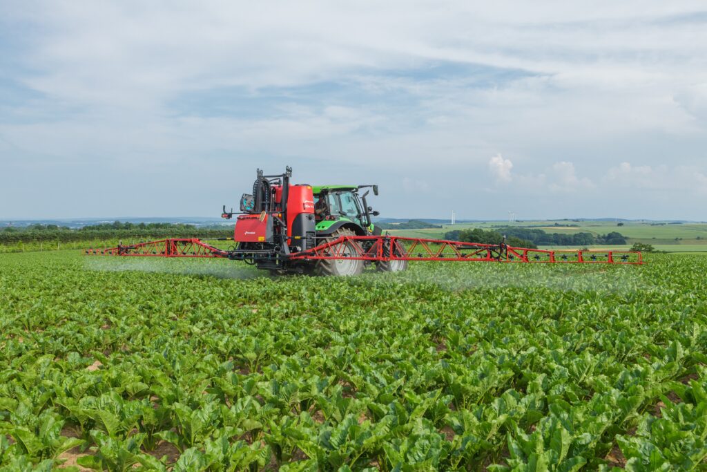 Kverneland Mounted Sprayers – image 6