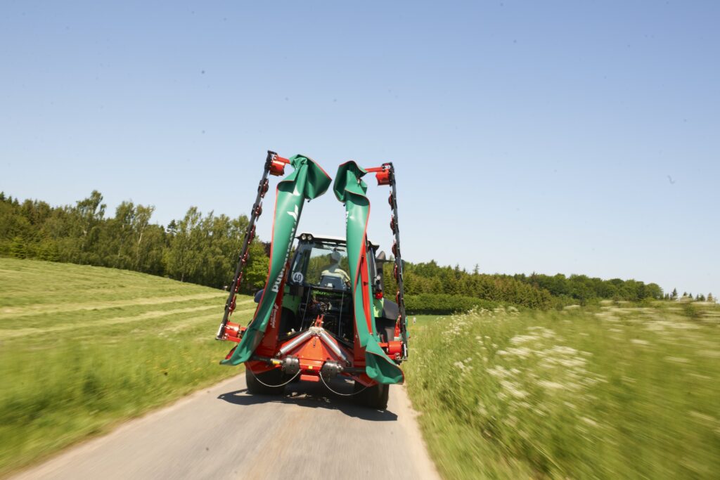 Kverneland Plain Mowers – image 3