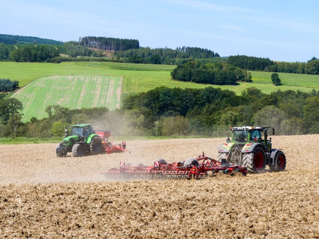 Kverneland Pneumatic Mounted Seed Drills – image 7