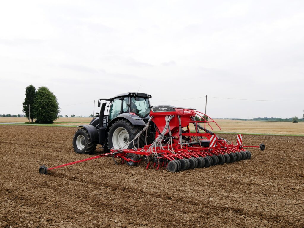 Kverneland Tine Seeders – image 5