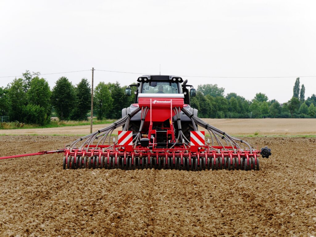 Kverneland Tine Seeders – image 6