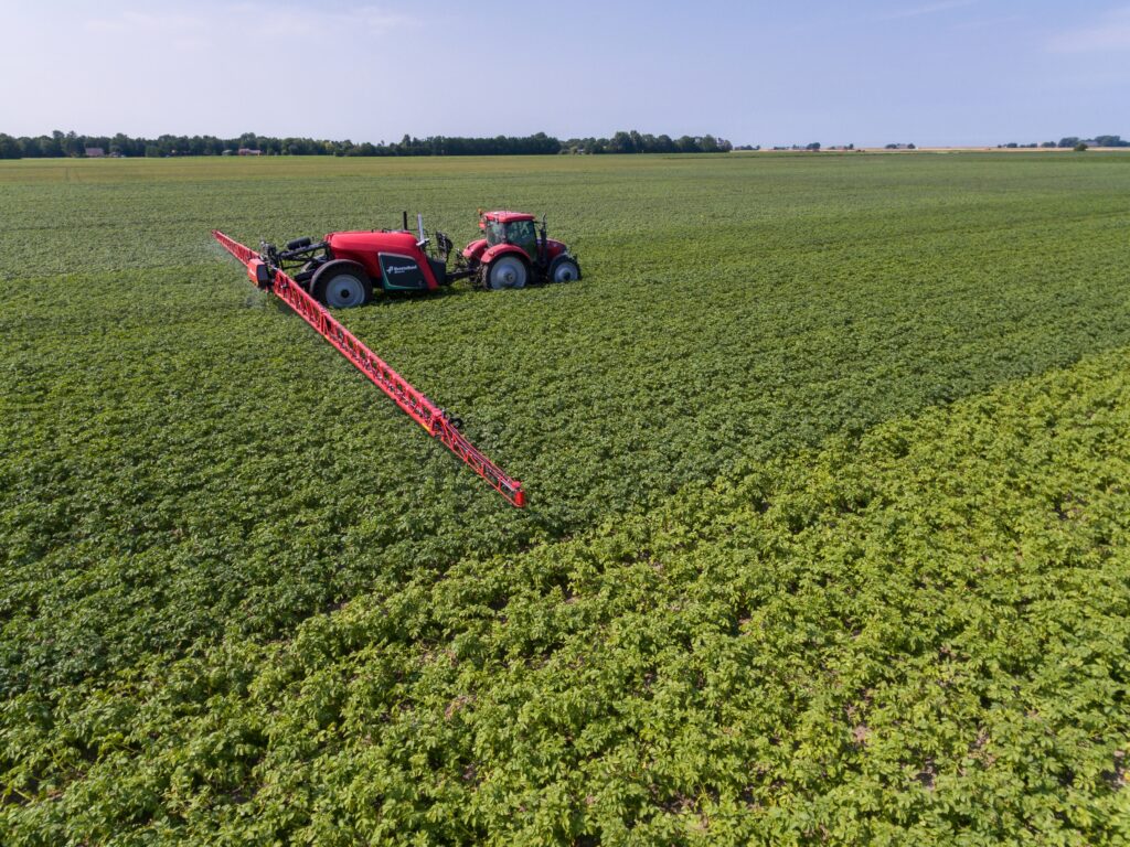 Kverneland Trailed Sprayers – image 7