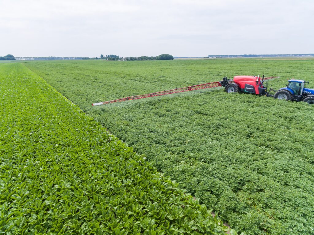 Kverneland Trailed Sprayers – image 9