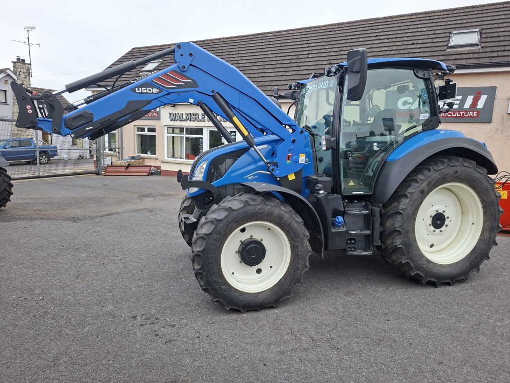 New Holland T5140 – image 3
