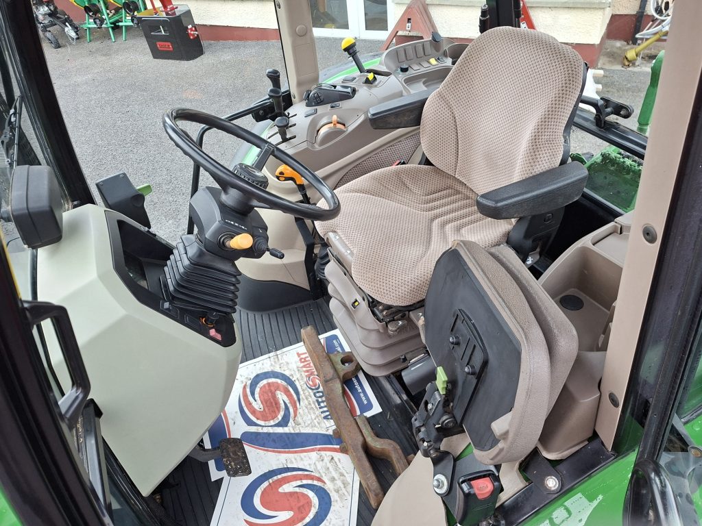 John Deere 5115M – image 7