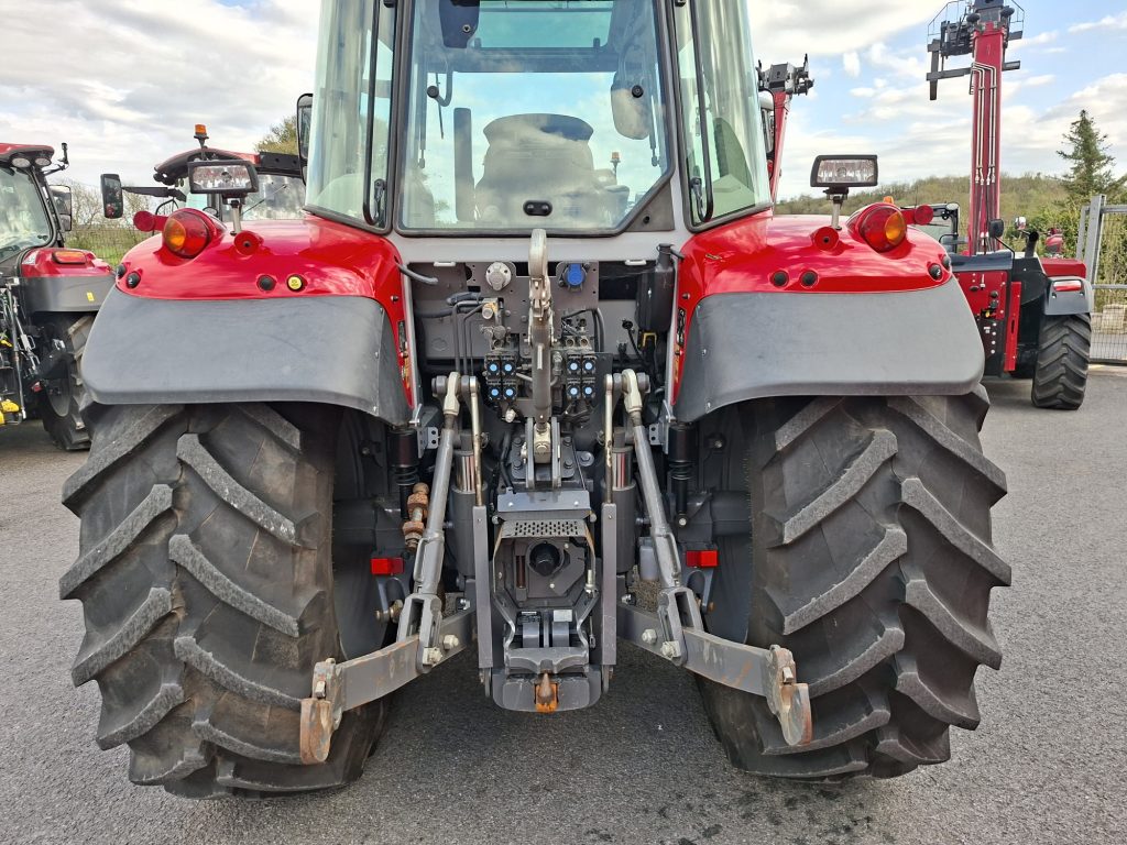 Massey Ferguson 5s145 – image 4