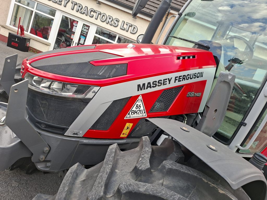 Massey Ferguson 5s145 – image 5